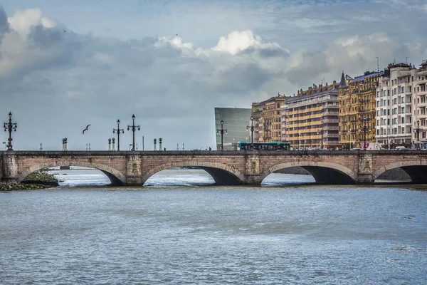 San Sebastian Espanha Janeiro 2019 Ponte Santa Catalina Sobre Rio — Fotografia de Stock