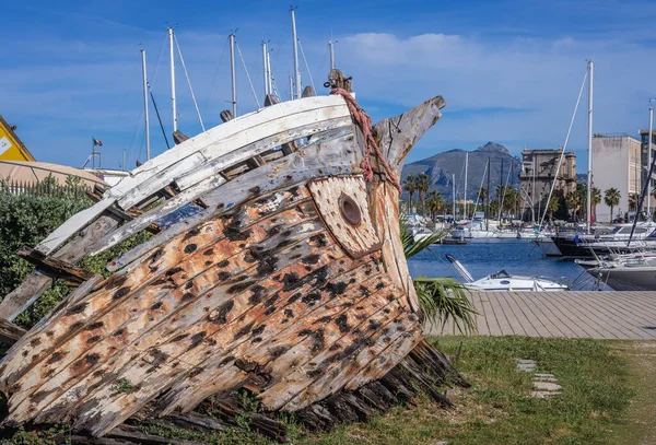 Palerme Italie Mai 2019 Restes Bateau Pêche Dans Port Palerme — Photo