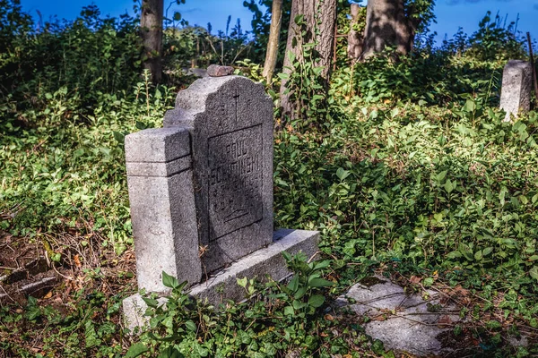 Ornowo Polonia Septiembre 2019 Tumba Cementerio Abandonado Pueblo Ornowo — Foto de Stock