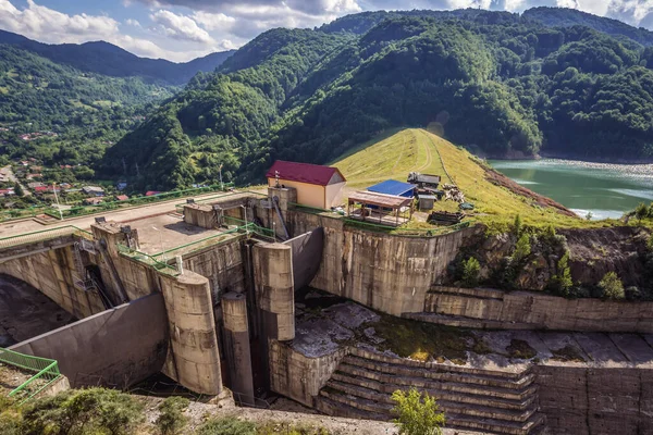 Lunca Jaristei Roemenië Juli 2019 Siriu Dam Aan Rivier Buzau — Stockfoto