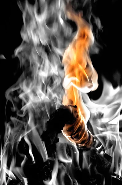壁炉中的火焰 — 图库照片