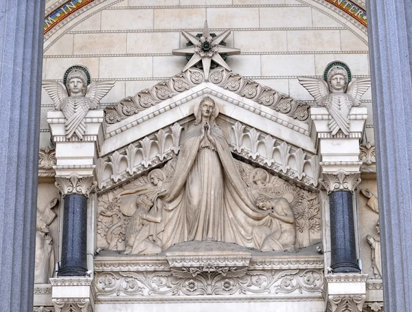 Notre Dame de Fourviere a Lione — Foto Stock