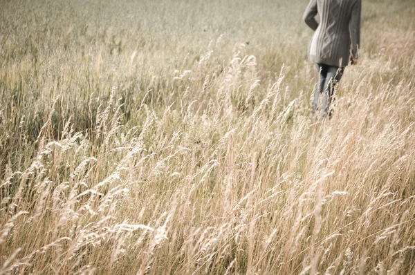 Wandelen vrouw — Stockfoto