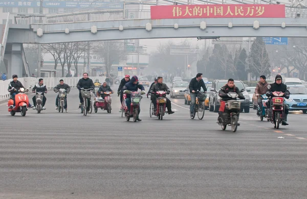 Motor scooters in Beijing — Stock Photo, Image