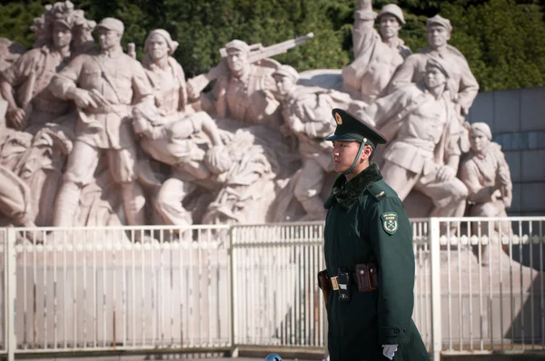 Monumento en la Plaza de Tiananmen —  Fotos de Stock