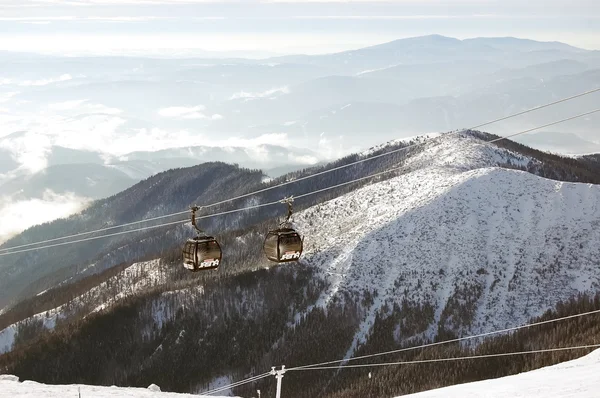 Paisagem montanhosa em Jasna resort . — Fotografia de Stock