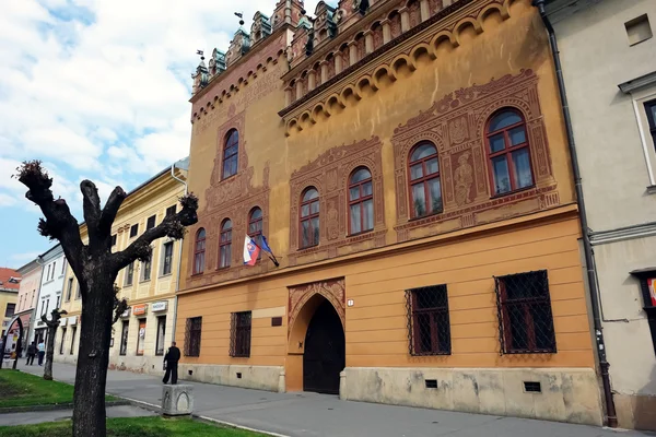 Budynku w starym mieście. — Zdjęcie stockowe