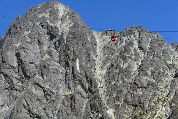 Lift en bergen. — Stockfoto