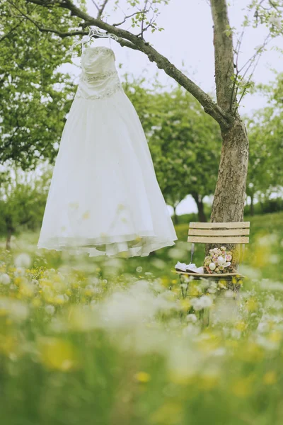 Garden Wedding bridal dress Royalty Free Stock Images