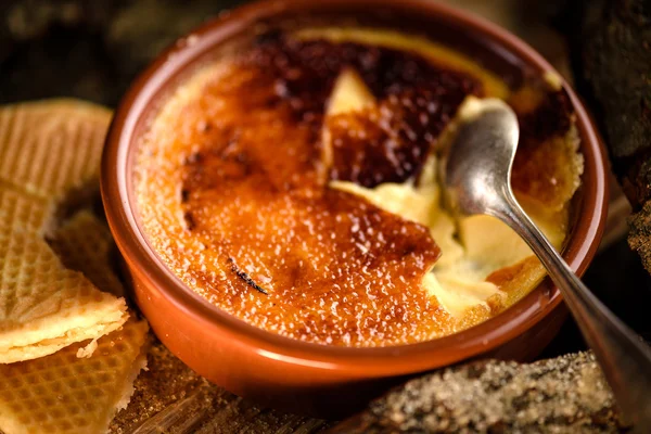 Tradiční francouzský creme brulee dezert Royalty Free Stock Obrázky