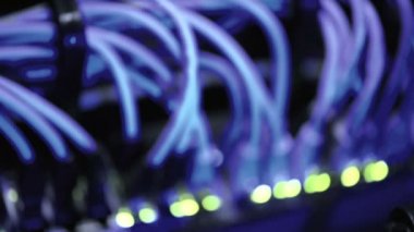 Raf odak üstünde ağ ethernet anahtarı