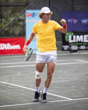 Kanadalı tenisçi Liam Drax, 5 Temmuz 2021 'de Weston Florida' da düzenlenen Midtown Atletizm Kulübü Tenis Turnuvası 'nda oynuyor.