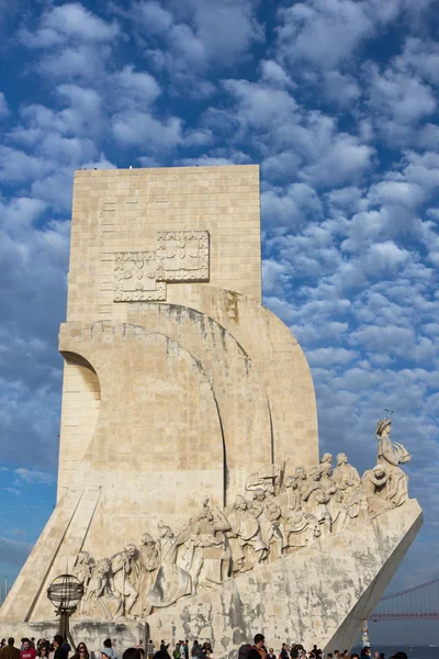 Monument voor de ontdekkingen in Lissabon — Stockfoto