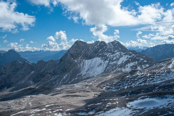 Krásný výhled ze Zugspitze, nejvyšší hory v Německu — Stock fotografie