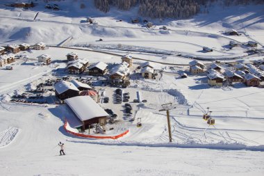 Alp Köyü