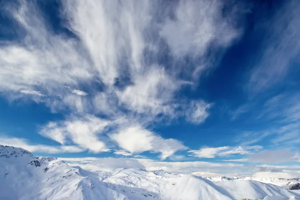 Periodo invernale nelle Alpi — Foto Stock