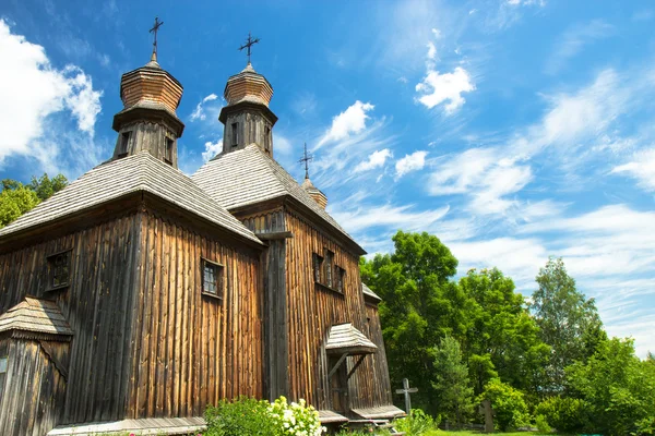 Kirche des heiligen Erzengels Michael — Stockfoto