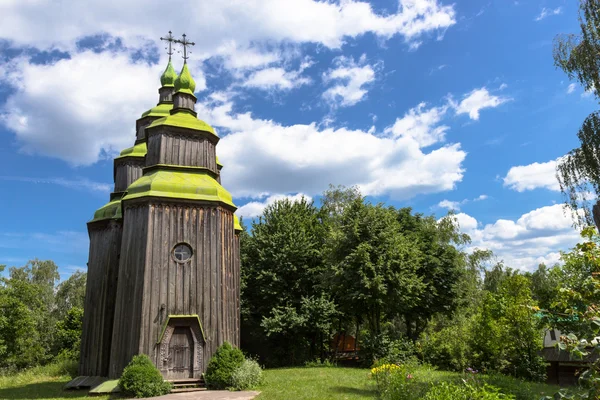 Zarubincy chiesa del villaggio , — Foto Stock