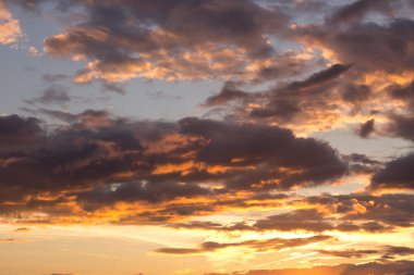 gökyüzü günbatımı