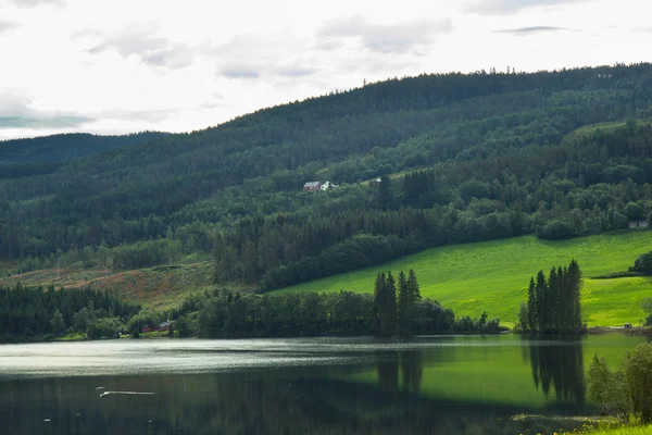 Hermosa naturaleza de Noruega — Foto de Stock