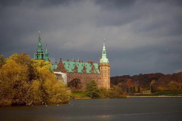 Frederiksborg slot, Dinamarca — Foto de Stock