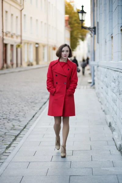 Woman walk by street in old city — Stock Photo, Image