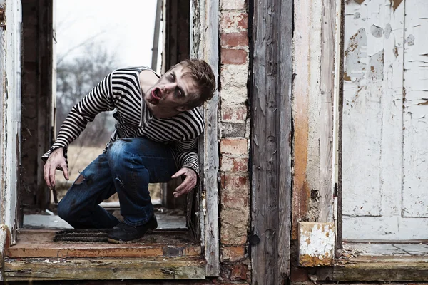 Zombie kreeg een gevoel van iets vreemds — Stockfoto