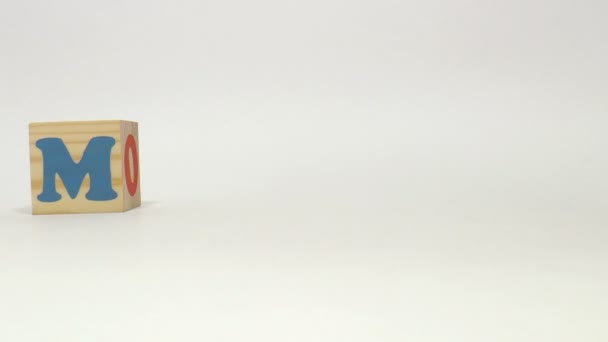 木製キューブ。年の数ヶ月。3 月 — ストック動画