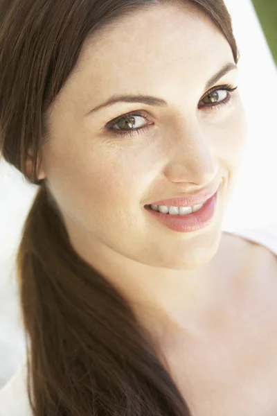 Hermosa mujer sonriendo — Foto de Stock