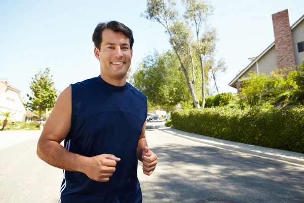 Athletic Man fora para uma corrida — Fotografia de Stock