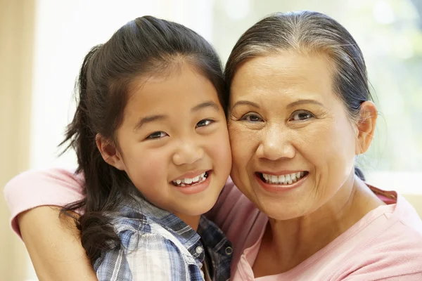 Happy Senior woman and granddaughter — Stock Photo, Image