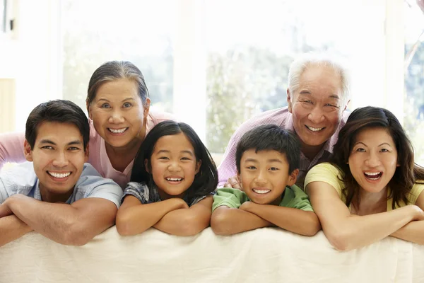 Gelukkig multi generatie familie — Stockfoto