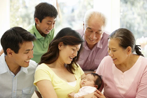 Gelukkig multi generatie familie — Stockfoto