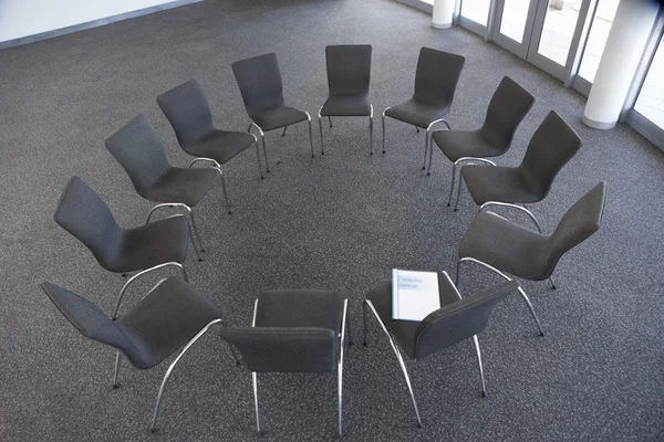 Prázdné židle pro společnost seminář — Stock fotografie
