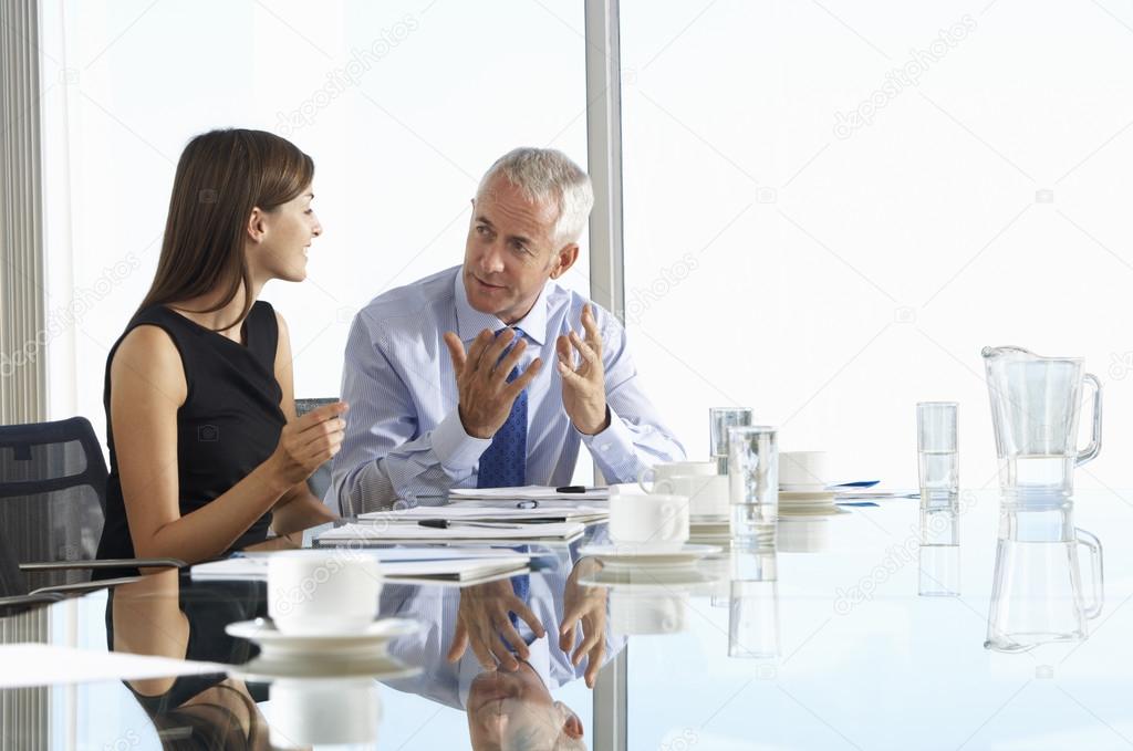 Business Colleagues Having Informal Discussion — Stock Photo