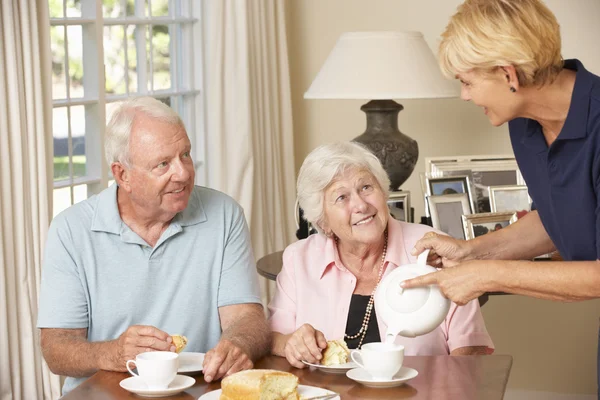 Senior Couple Enjoying Afternoon Tea — ストック写真