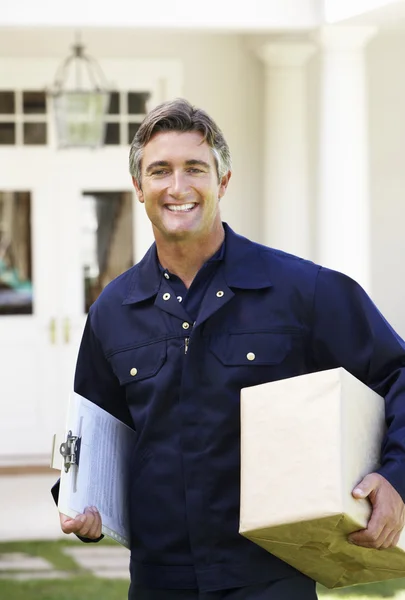 Courier Delivering Package — Stock Photo, Image