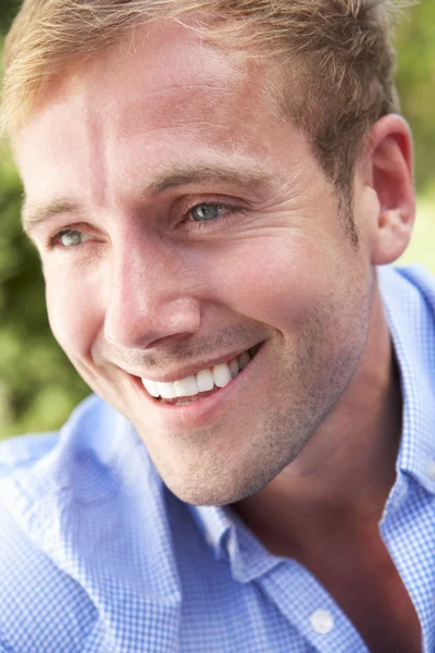 Feliz hombre sonriente — Foto de Stock