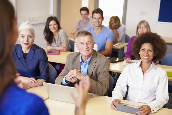 Further Education Class With Teacher — Stock Photo, Image