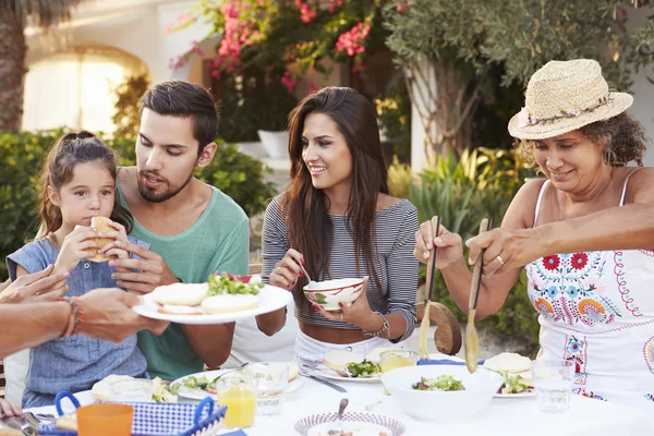 Multi Generation Family Eating Meal — Stock Photo, Image