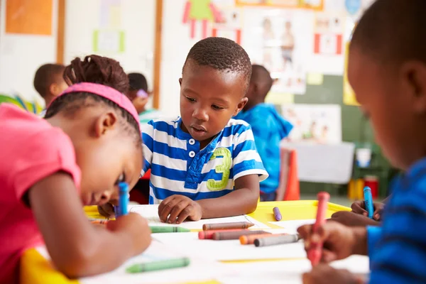 Preschool class in South African township — Stock Photo, Image