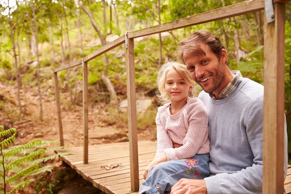 Vater und kleine Tochter — Stockfoto