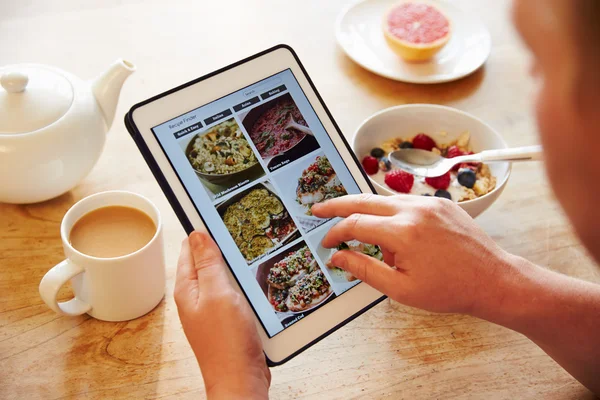 Recipe App On Digital Tablet — Stock Photo, Image