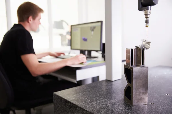 Engineer Using CAD System To Work On Component — Stock Photo, Image