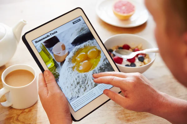 Recept App op digitale Tablet Stockfoto