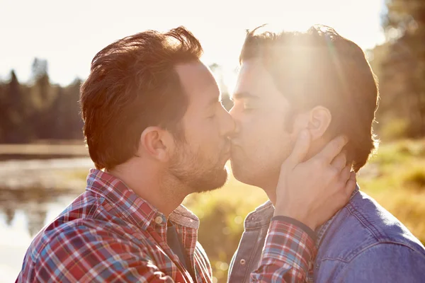 Romântico Masculino Gay Casal — Fotografia de Stock