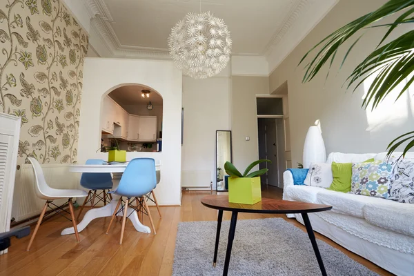 Espace de vie dans un appartement moderne — Photo