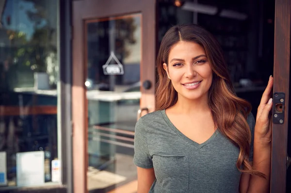 Portrait Female Owner Start Coffee Shop Restaurant Standing Doorway — Stock Photo, Image