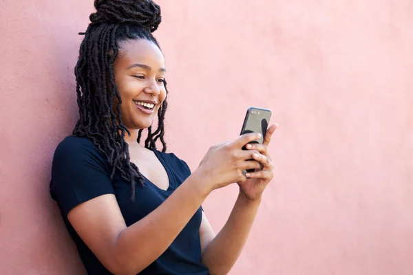 Outdoor Portrait Young Woman Using Mobile Phone Street Leaning Wall — Stock Photo, Image