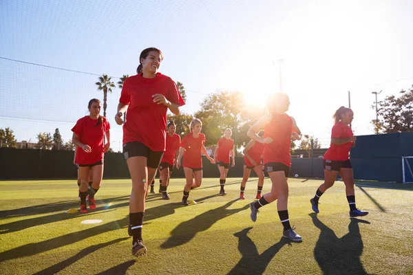 Womens Football Team Eseguire Durante Allenamento Partita Calcio Sul Campo — Foto Stock